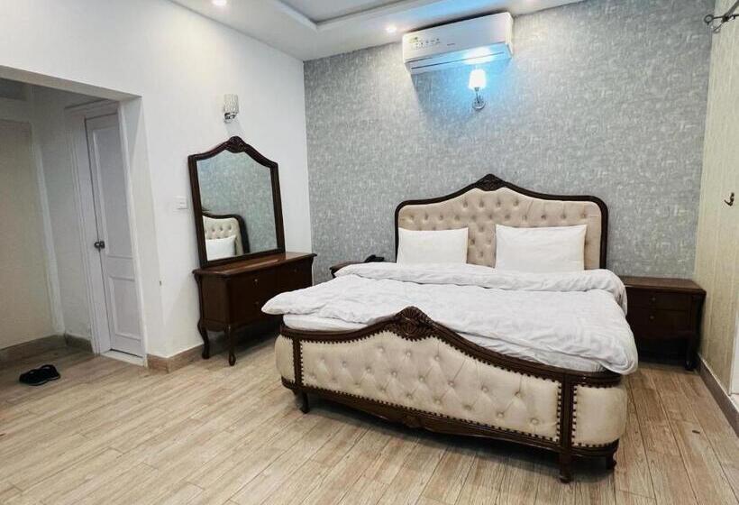 پانسیون Family Lounge F 10