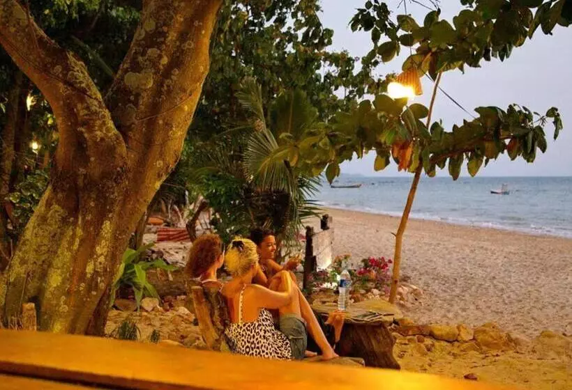 Majatalo Room In Bungalow   Foresta Cottage Of Koh Pu No6193