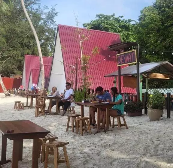 Lomakeskus Dewatistay B&b