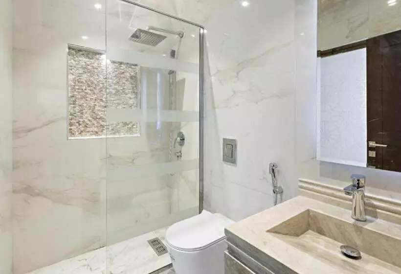 Stella Stays Olaya Tower 2