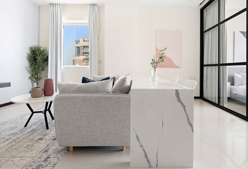 Stella Stays Olaya Tower 2