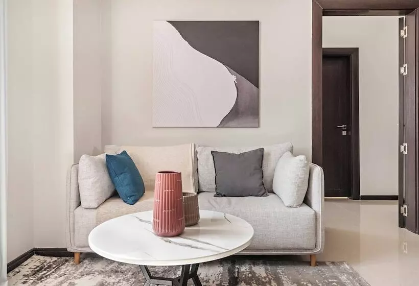 Stella Stays Olaya Tower 2