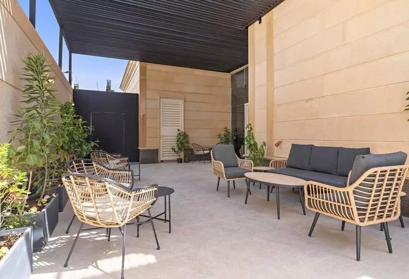 Stella Stays Olaya Tower 2