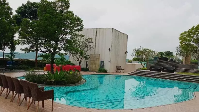 超赞海景高级公寓 浪漫香薰浴缸泡澡 Nexflix Youtube Wifi 喜欢浪漫宁静的您怎可错过