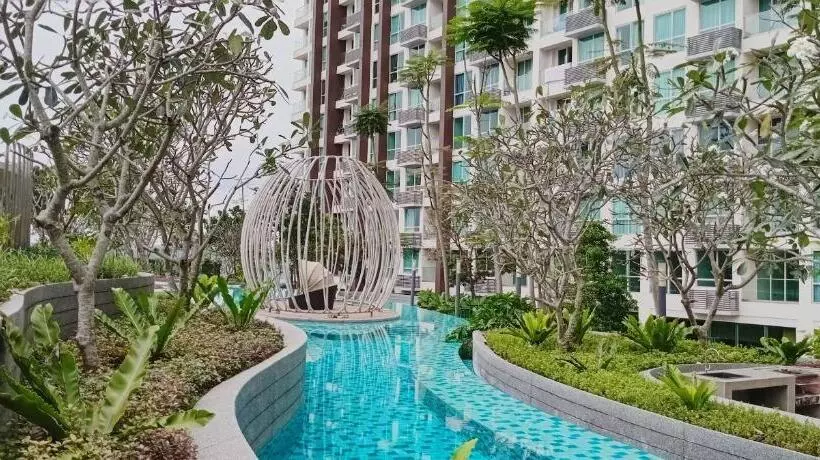 超赞海景高级公寓 浪漫香薰浴缸泡澡 Nexflix Youtube Wifi 喜欢浪漫宁静的您怎可错过