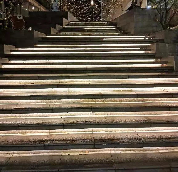 超赞海景高级公寓 浪漫香薰浴缸泡澡 Nexflix Youtube Wifi 喜欢浪漫宁静的您怎可错过