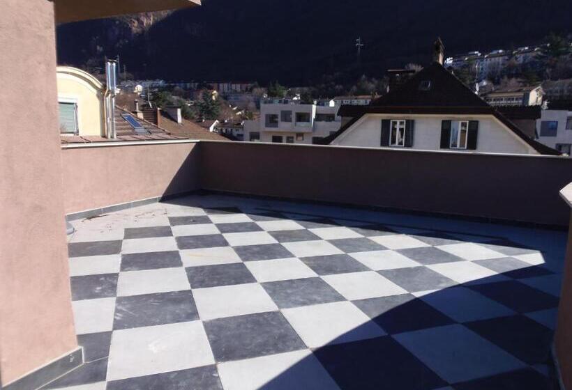 تختخواب و صبحانه Apartaments Claudia Augusta