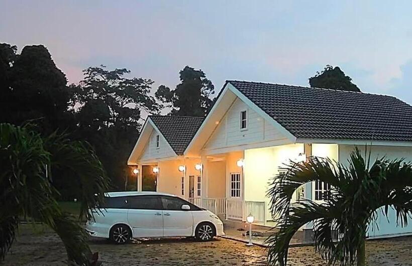 Bed and Breakfast D Laman Cottage Kota Bharu Kelantan