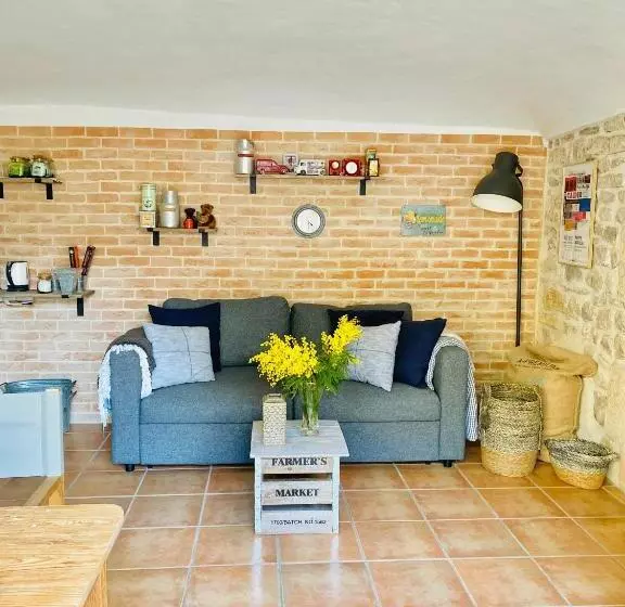 Aamiaismajoitus (B&B) La Dame Jeanne