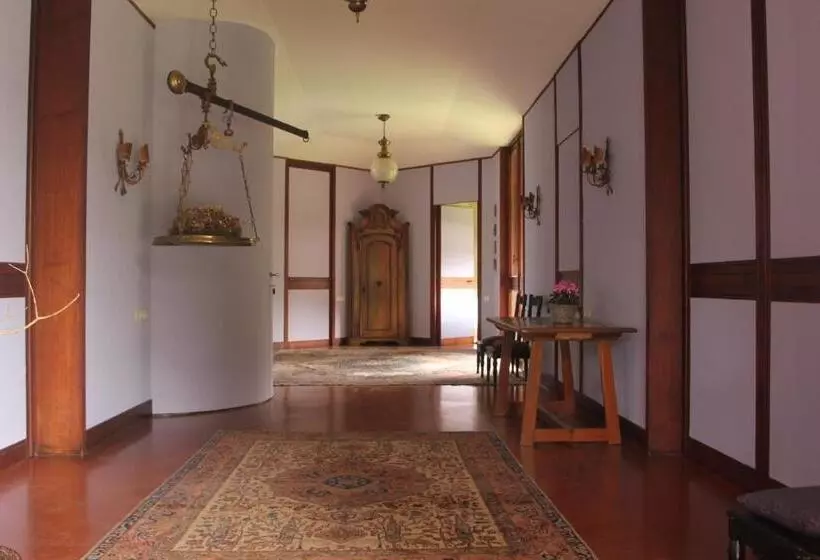 ベッドアンドブレックファースト Villa Inella