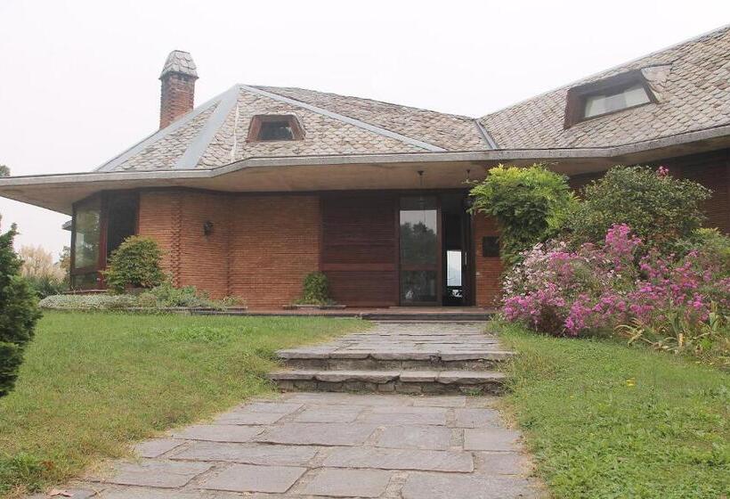 住宿加早餐  Villa Inella