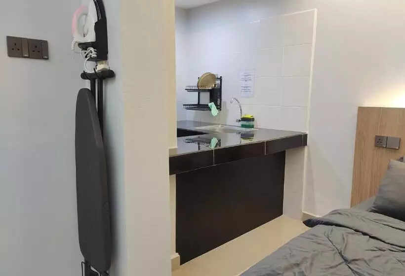 Hanan Studio Apartment With Pool, Wifi & Netflix