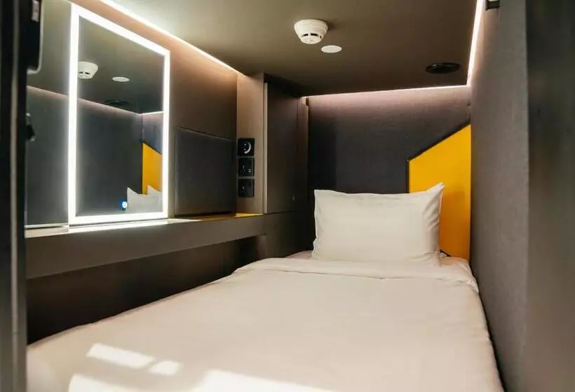 Kapselihotelli Capsule Transit Sleep Lounge Klia T1   Landside