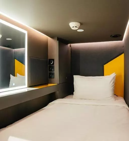 Kapselihotelli Capsule Transit Sleep Lounge Klia T1   Landside