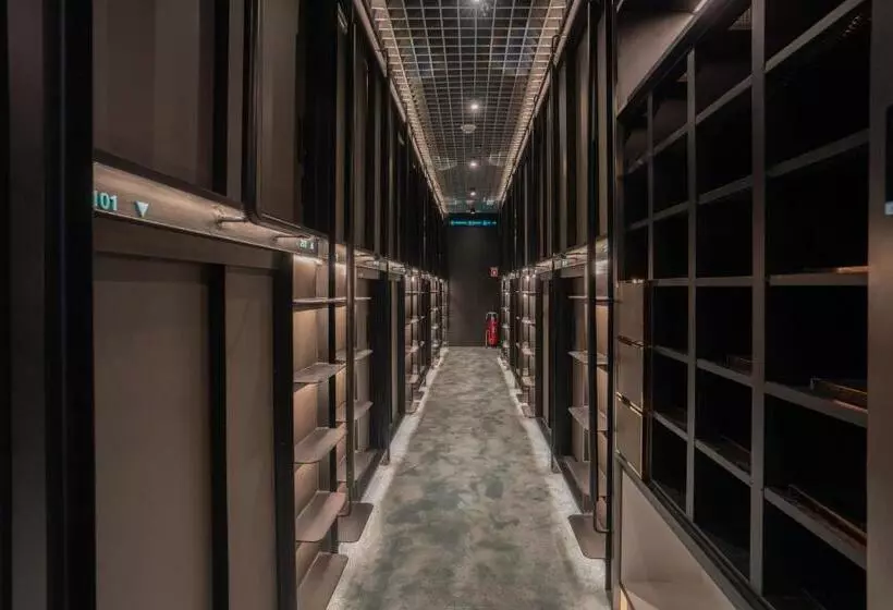 Kapselihotelli Capsule Transit Sleep Lounge Klia T1   Landside