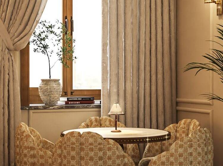 هتل Fleur De Ville