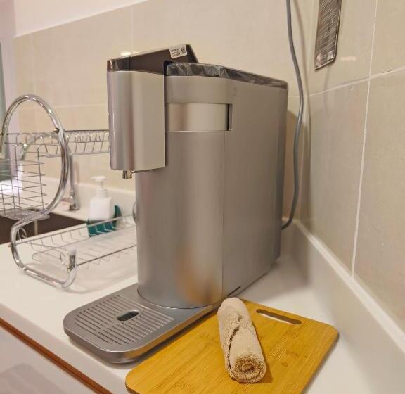 Just Chillin Pool & Seaview Suites