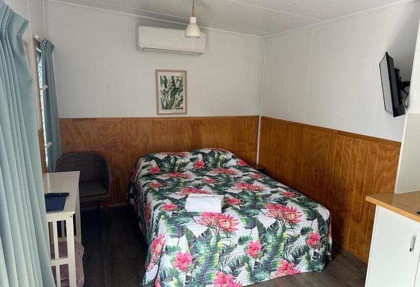 モーテル Carmila Caravan Park & Cabins