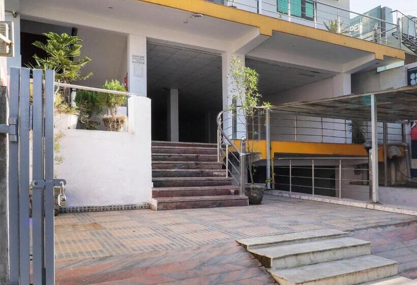 Oyo Hotel Kesariya Bhawan Home Stay