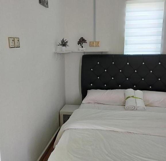 Pensão Inap Idaman 7 5 Pax 2 Queen Plus 1 Sofa Bed