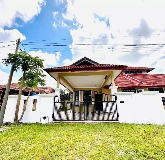 Majatalo Rp Guest House