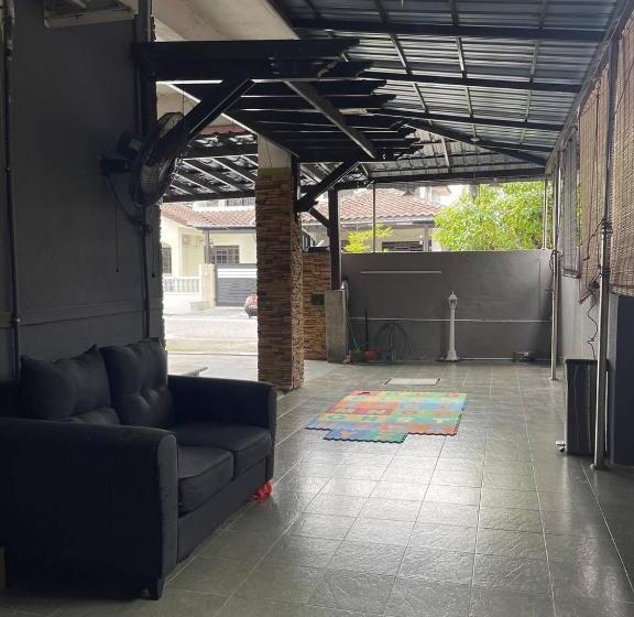 פנסיון Venice Raudhah Guest House