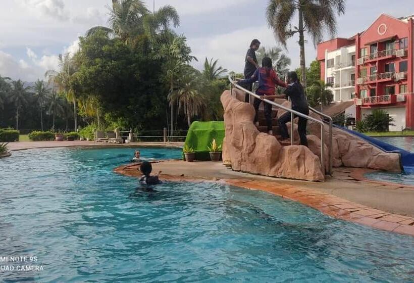 פנסיון Villa Dalam Laut 538