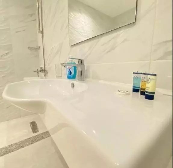 فندق برهان الهدى Burhan Al Huda