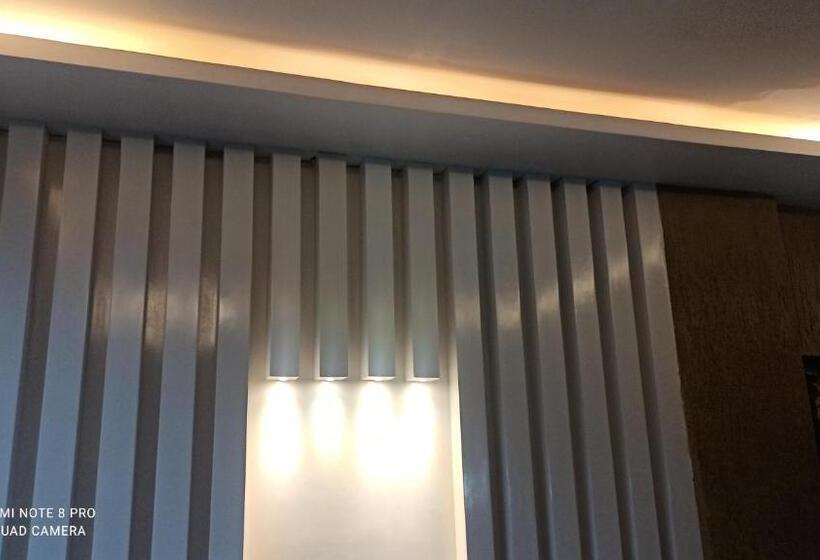 ユースホステル E Lodge