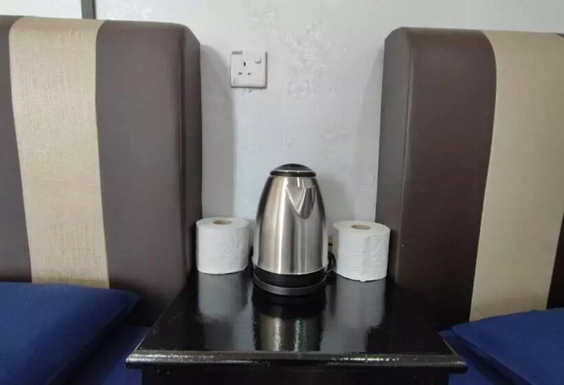 Retkeilymaja Padang Besar Rainbow Cabin Homestay