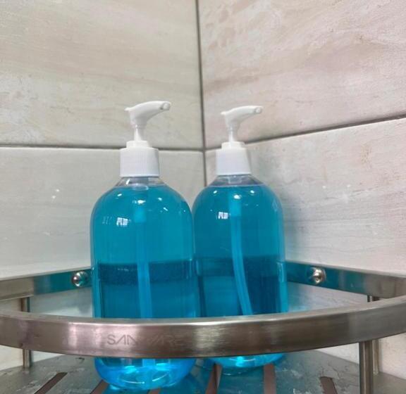 Hospedaria Room2#ig Theme Bargainous#shared Bathroom#4pax#2min Kek Lok Si