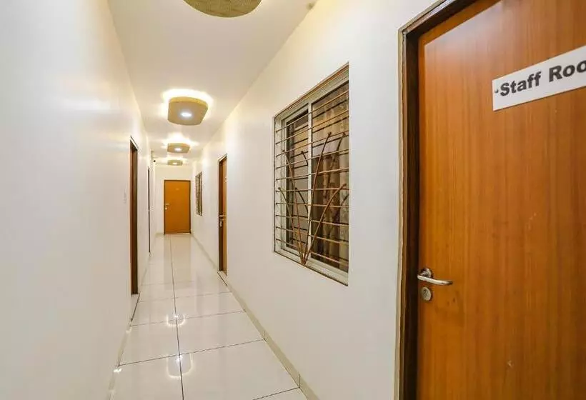 Fabhotel Dhruva