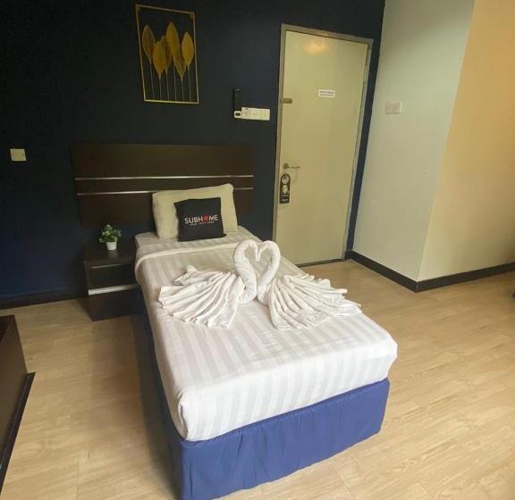 Hotelli Alia Express Sendayan