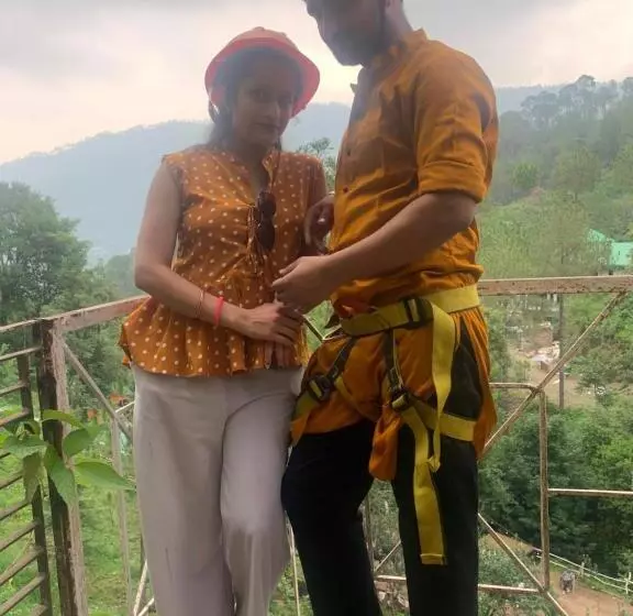 ホテル Pine Trails Jungle Camp