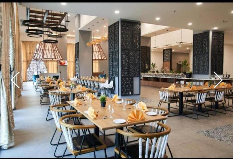 Hotel Ummi Guestroom