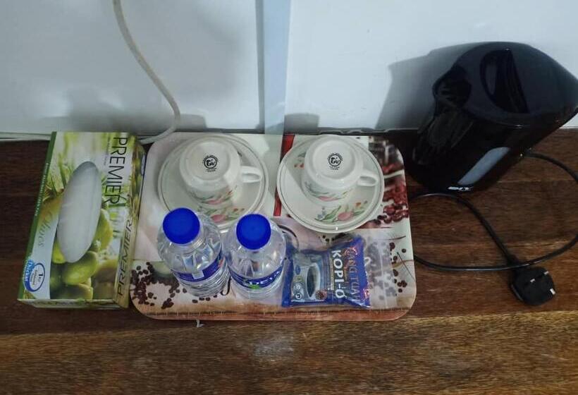 Hotel Ummi Guestroom