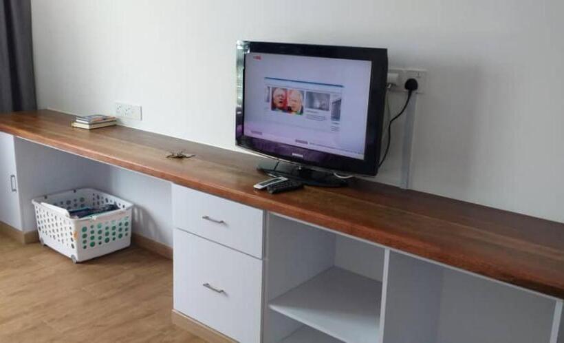 Hotel Ummi Guestroom