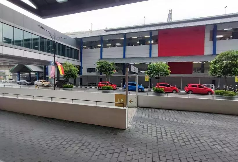 Kuala Lumpur Datum Jelatek   Klcc View   Infont Lrt And 5 Minutes To Klcc  Near By Gleneagles