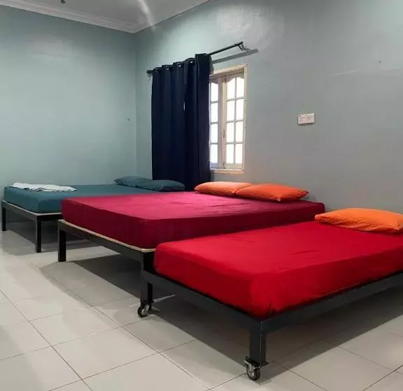 Majatalo Hj Hassan Guest House  Studio Unit