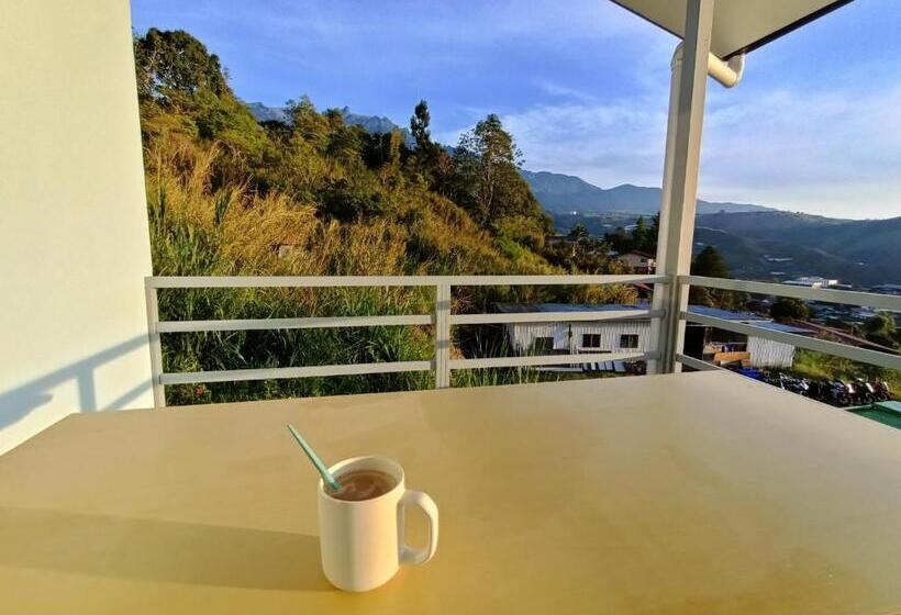 펜션 Kundasang Trail Homestay