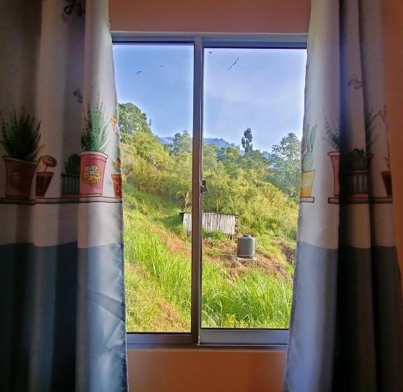펜션 Kundasang Trail Homestay