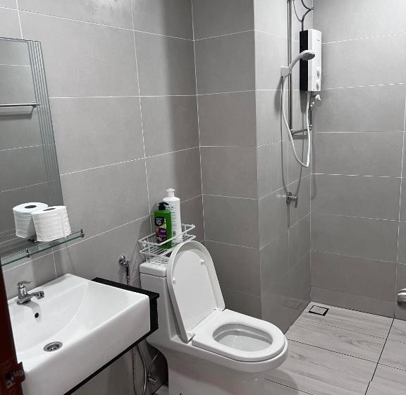 Majatalo Menara Sentral At Juru Sentral