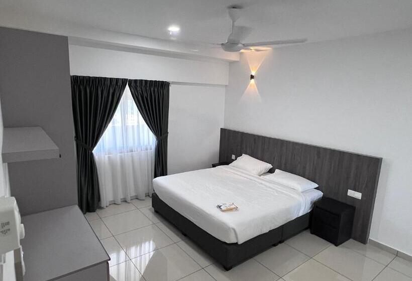 Majatalo Menara Sentral At Juru Sentral