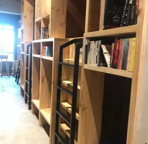 Route Five Hostel Dorm Kuala Selangor