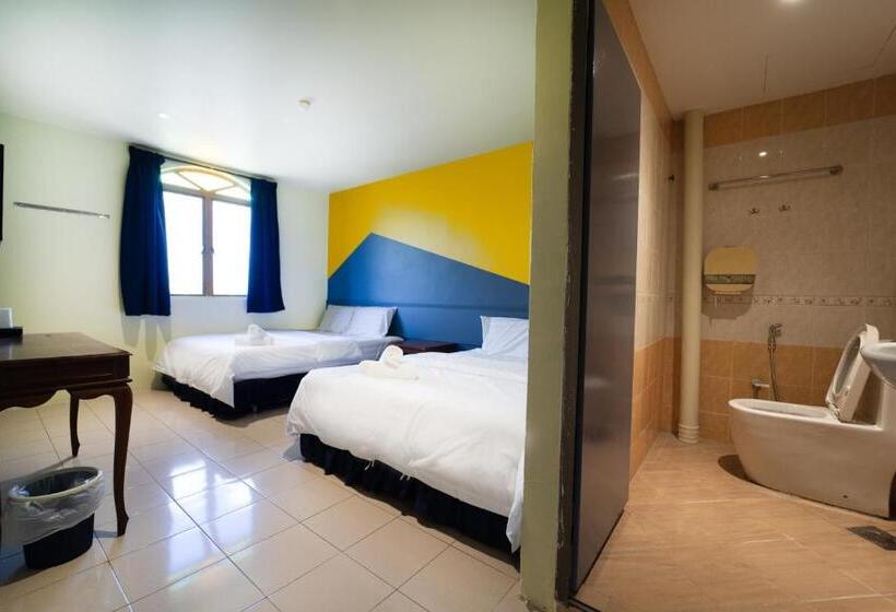 The Colony By Cactus Hotel Dedap