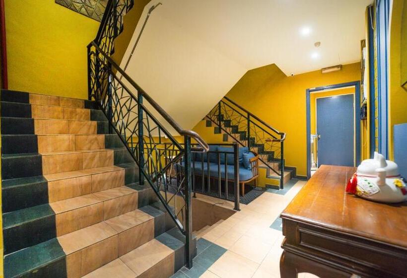 The Colony By Cactus Hotel Dedap