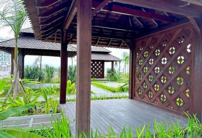 Mykey Bali B 07 01 Melaka City