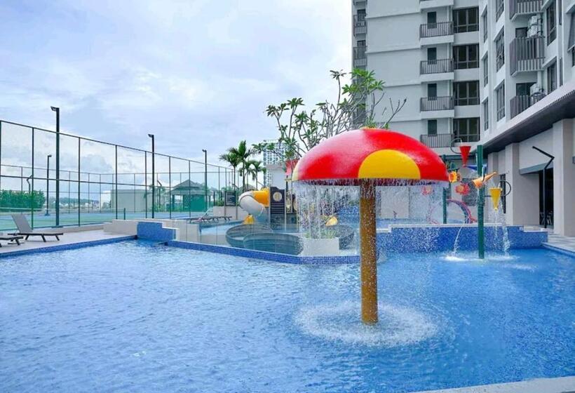 Mykey Bali B 07 01 Melaka City