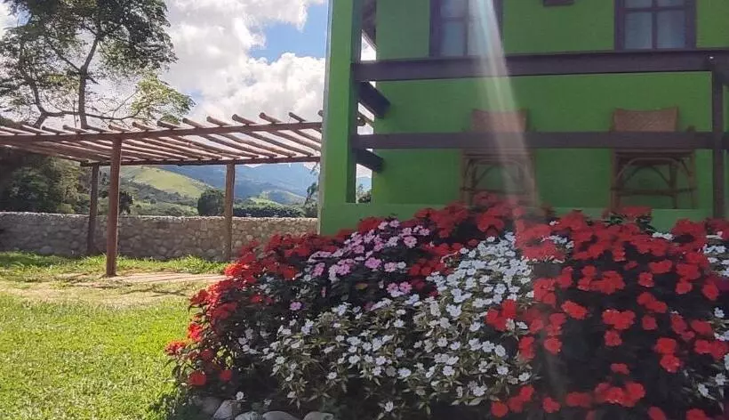 ユースホステル Pousada Casa Verde Baú