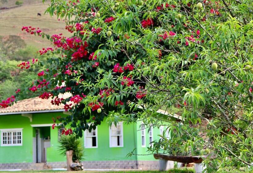 ユースホステル Pousada Casa Verde Baú